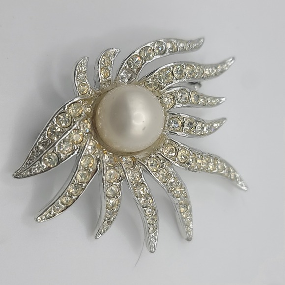 Vintage Rhinestone‎ Brooch Faux Pearl Signed Tara Starburst Sun - Picture 4 of 8